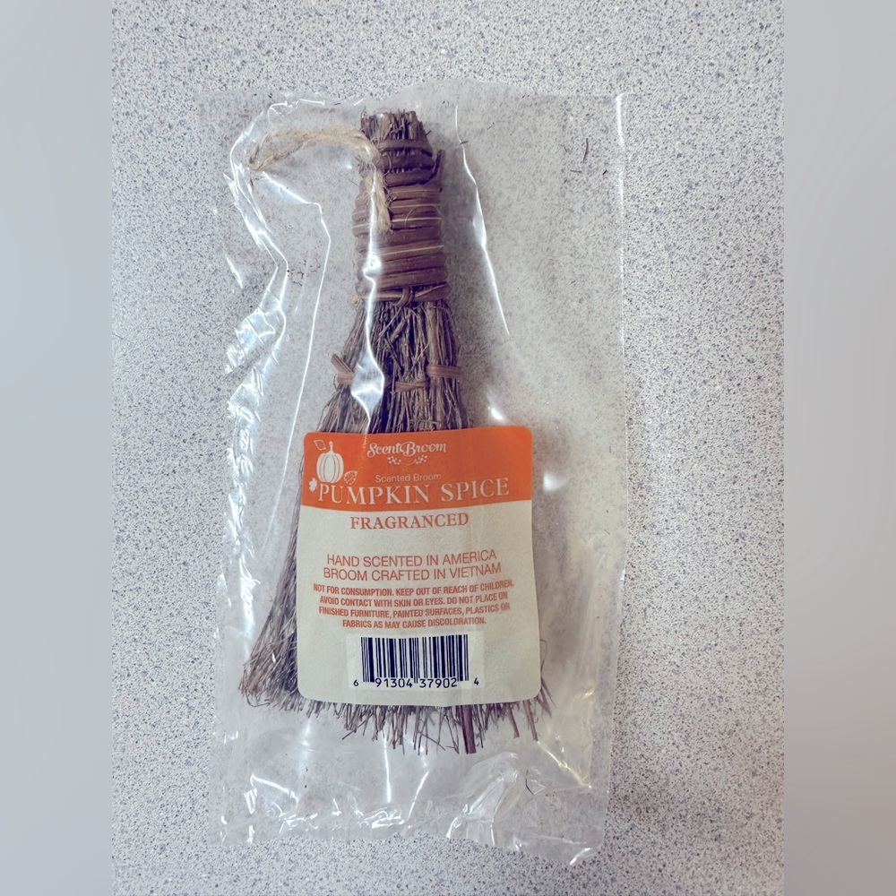 Pumpkin spice decor @ 6 inch